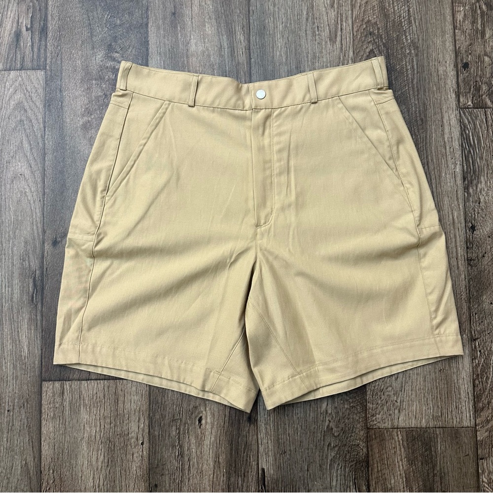 Icebreaker Wool Blend Hiking Shorts Womens Size 33 Sand Beige